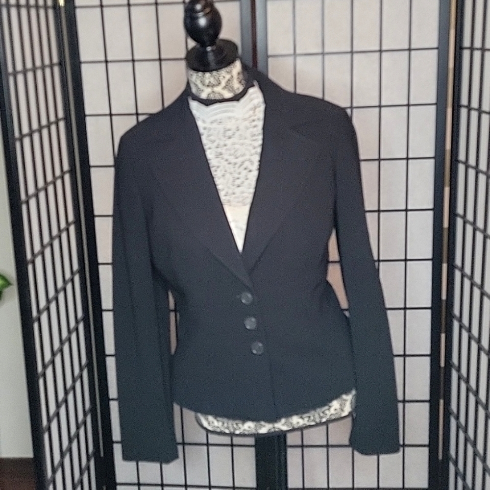 Women's Ann Taylor Black 3-Button Blazer - Classic Tailored Jacket"